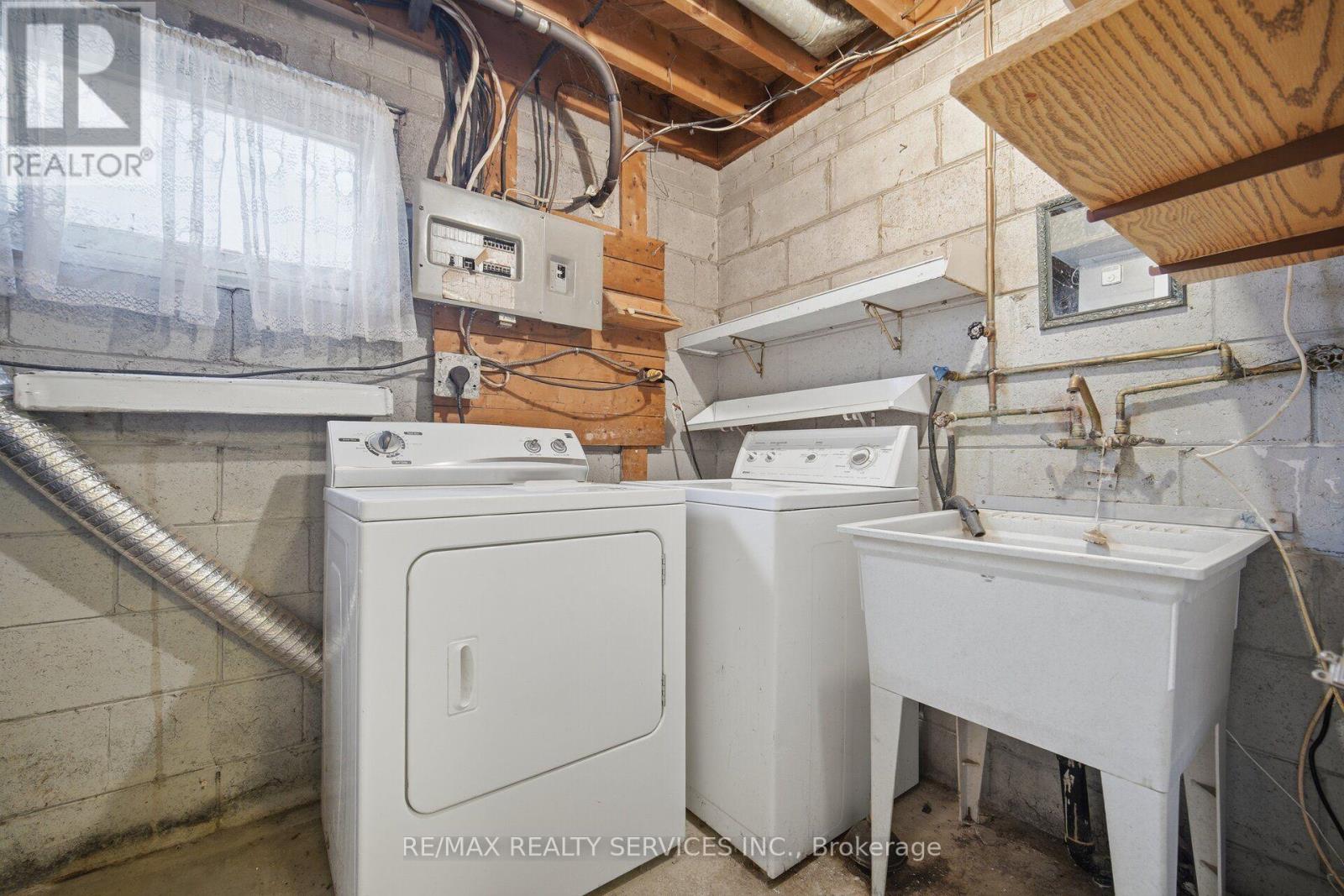 27 EDGEMONT DRIVE - Image 42