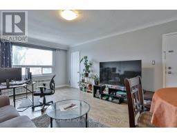 Living room - 35 Fifteenth Street, Toronto, ON M8V3J3 Photo 6