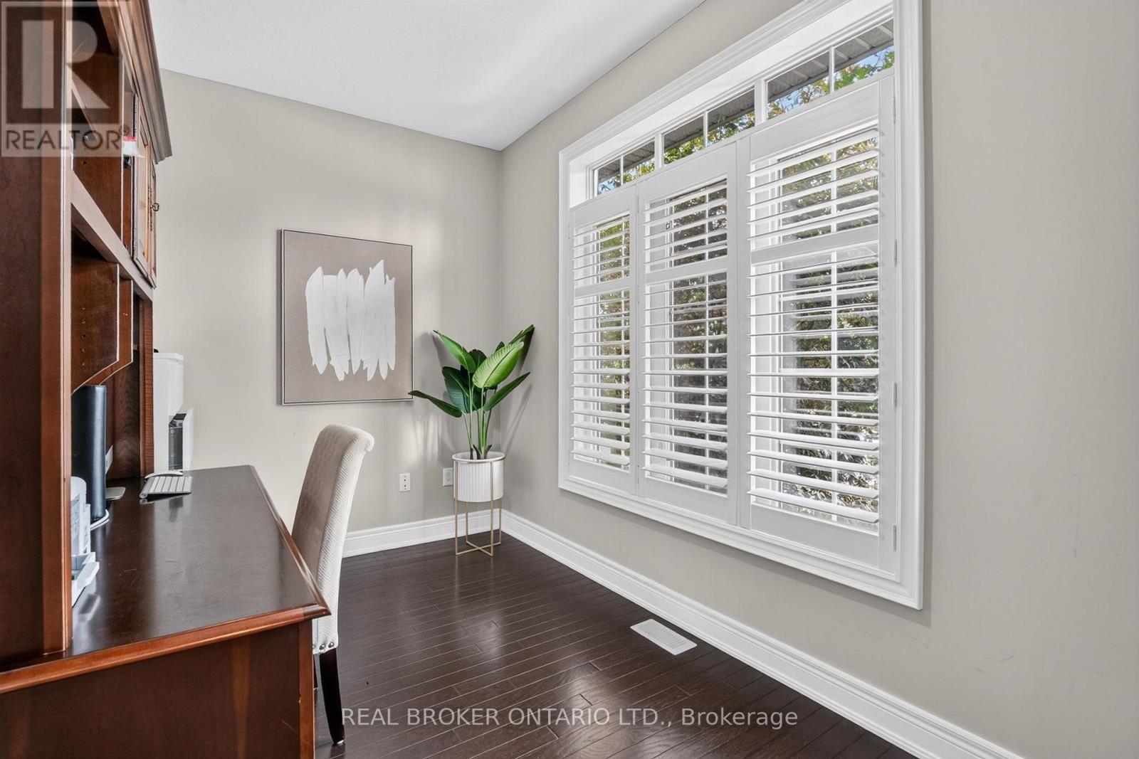 483 VALRIDGE DRIVE - Image 11