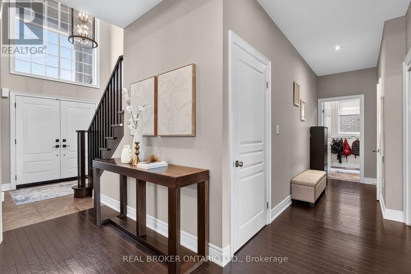 483 VALRIDGE DRIVE - Image 12
