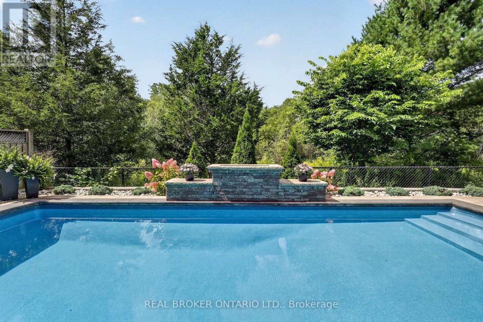 483 VALRIDGE DRIVE - 2