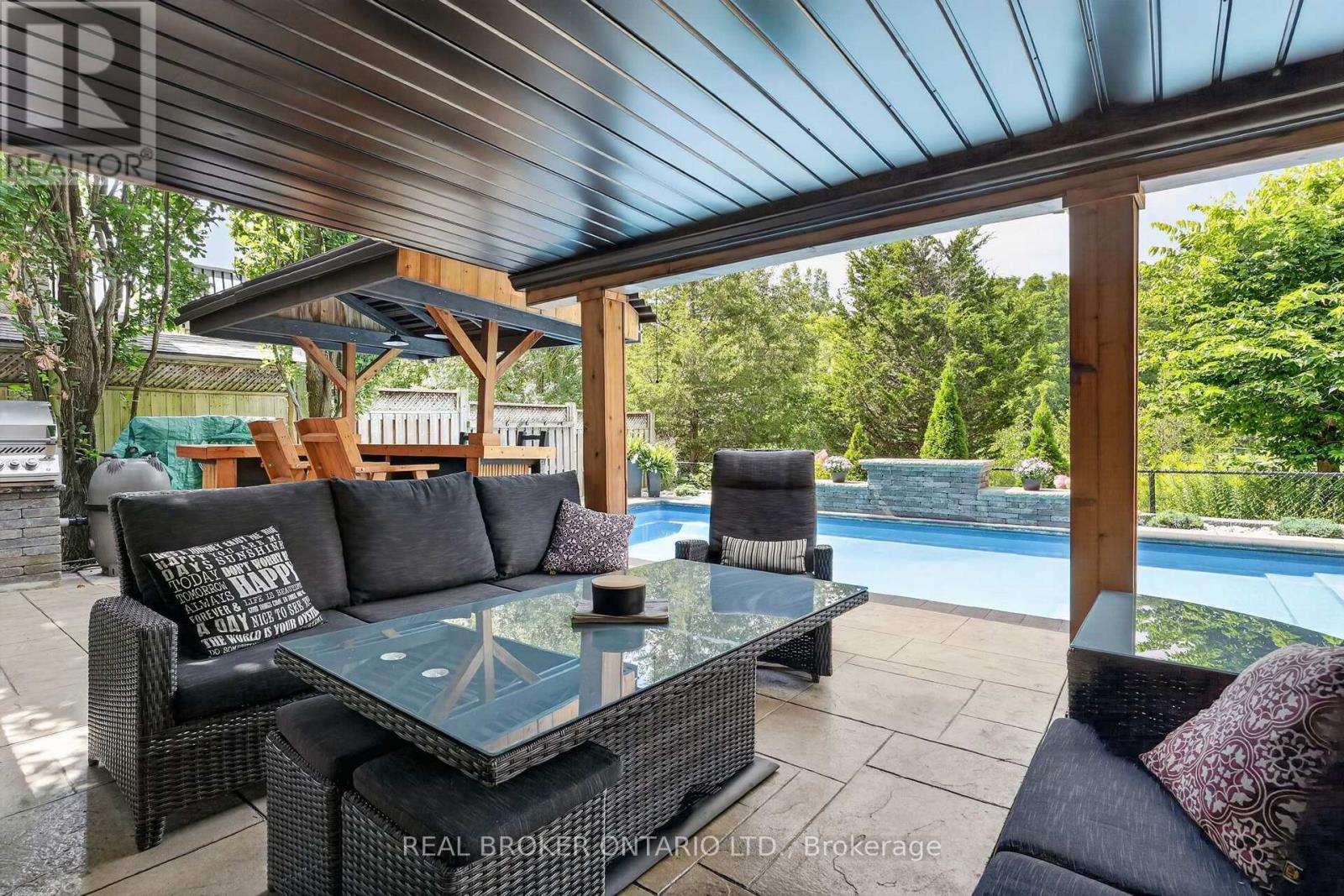 483 VALRIDGE DRIVE - Image 5