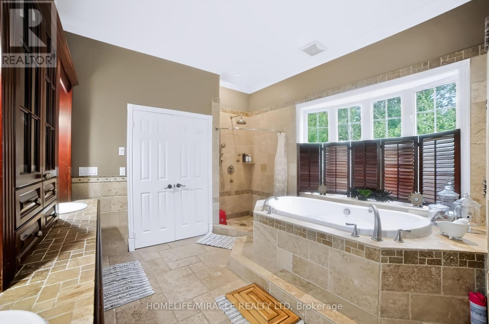 345305 15TH SIDE ROAD - 38