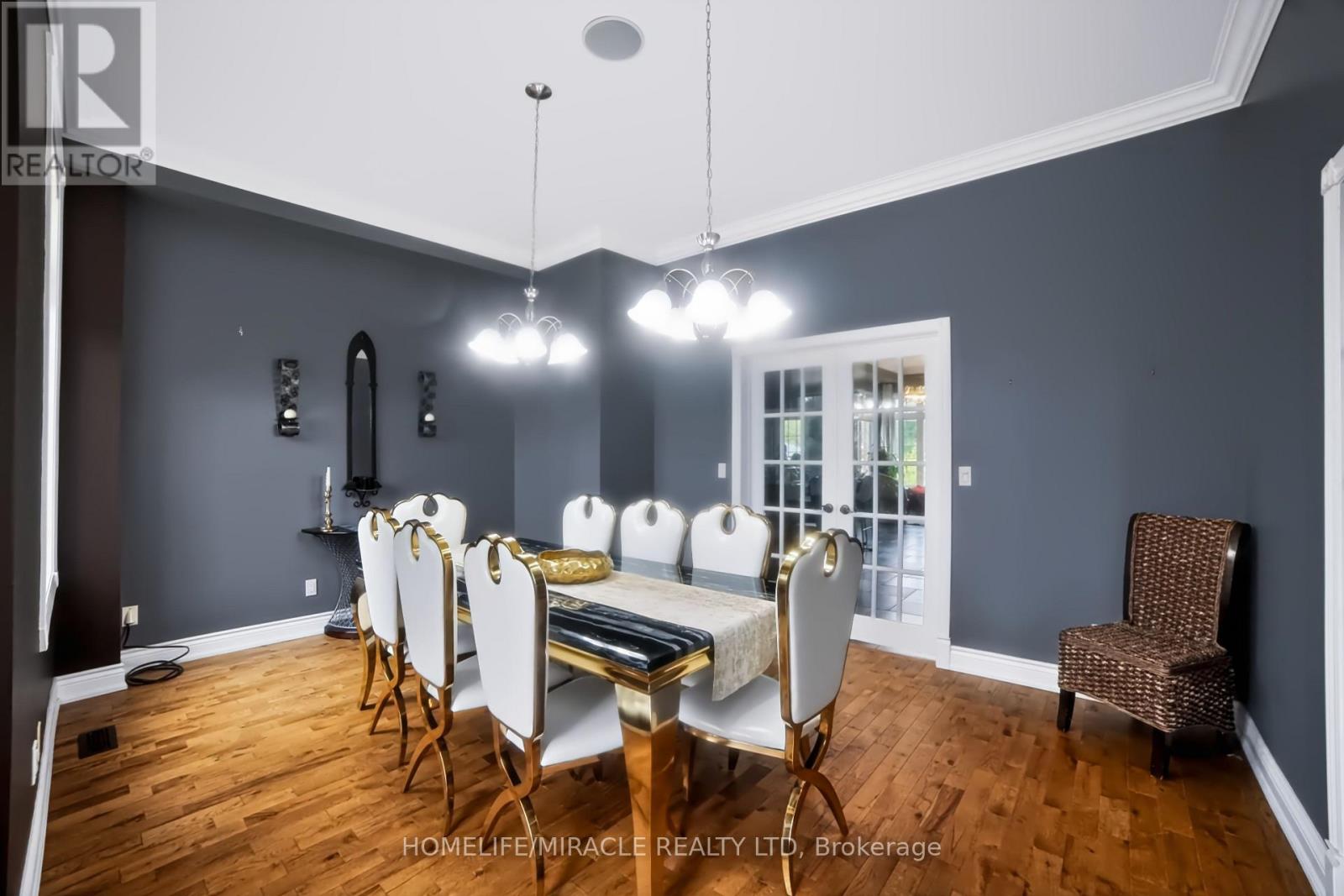 345305 15TH SIDE ROAD - 47