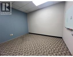 133 King Street West, Chatham, ON N7M1E4 Photo 9