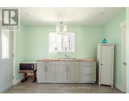 130 Crooked Hill Road, South Bruce Peninsula, ON N0H1A0 Photo 10