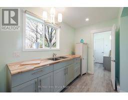 130 Crooked Hill Road, South Bruce Peninsula, ON N0H1A0 Photo 11