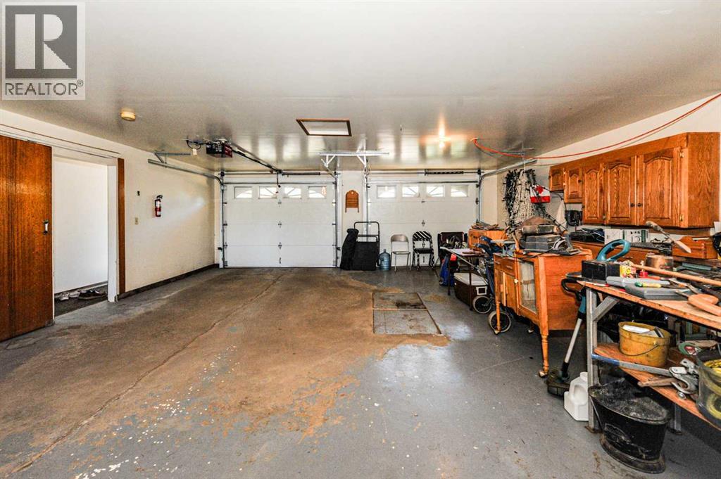 4912 56 Avenue - 35