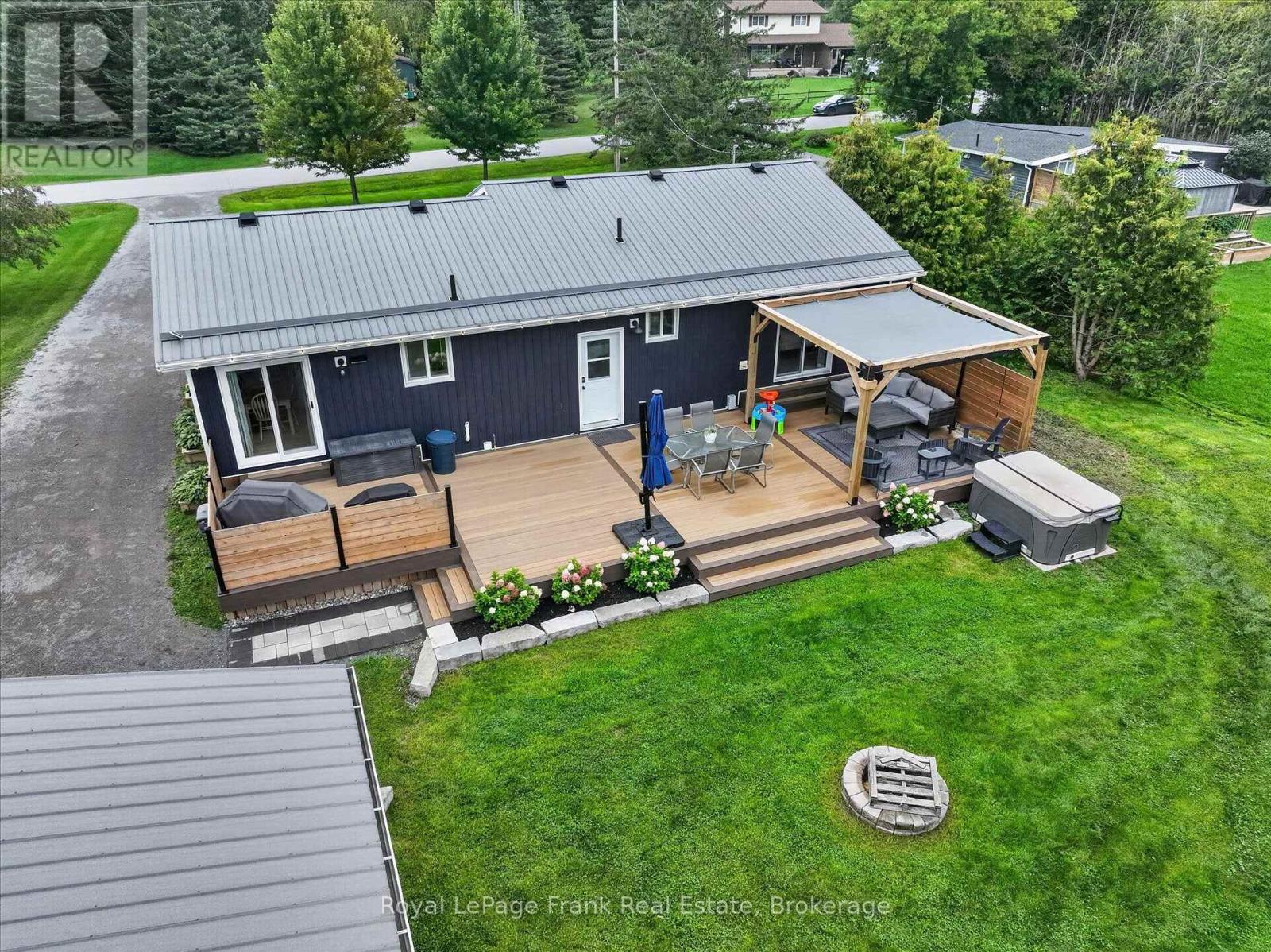 71 QUEEN STREET S - 49