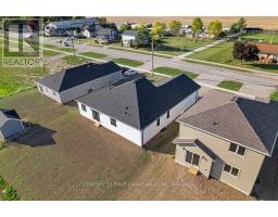 95 Victoria Avenue E, South Huron, ON N0M1M0 Photo 26
