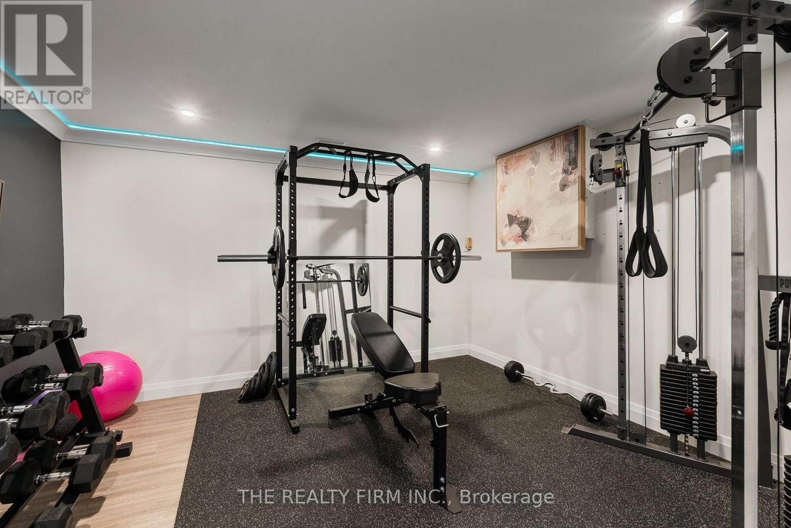 7 SOMERSET CRESCENT - Image 34