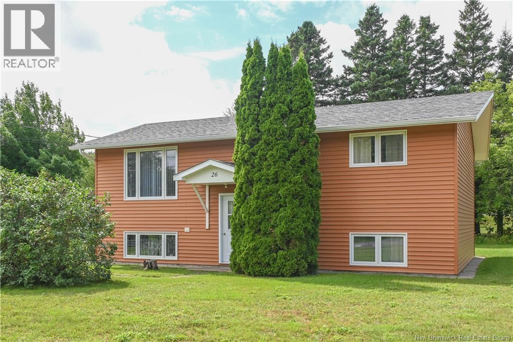 26 des Patriotes Street, Caraquet, New Brunswick, E1W1B6, Caraquet, New Brunswick — photo 2 of 5