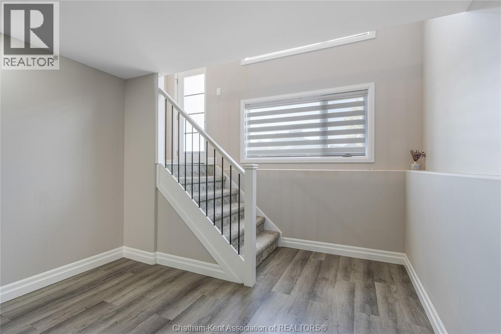 203 MOONSTONE CRESCENT - Image 23