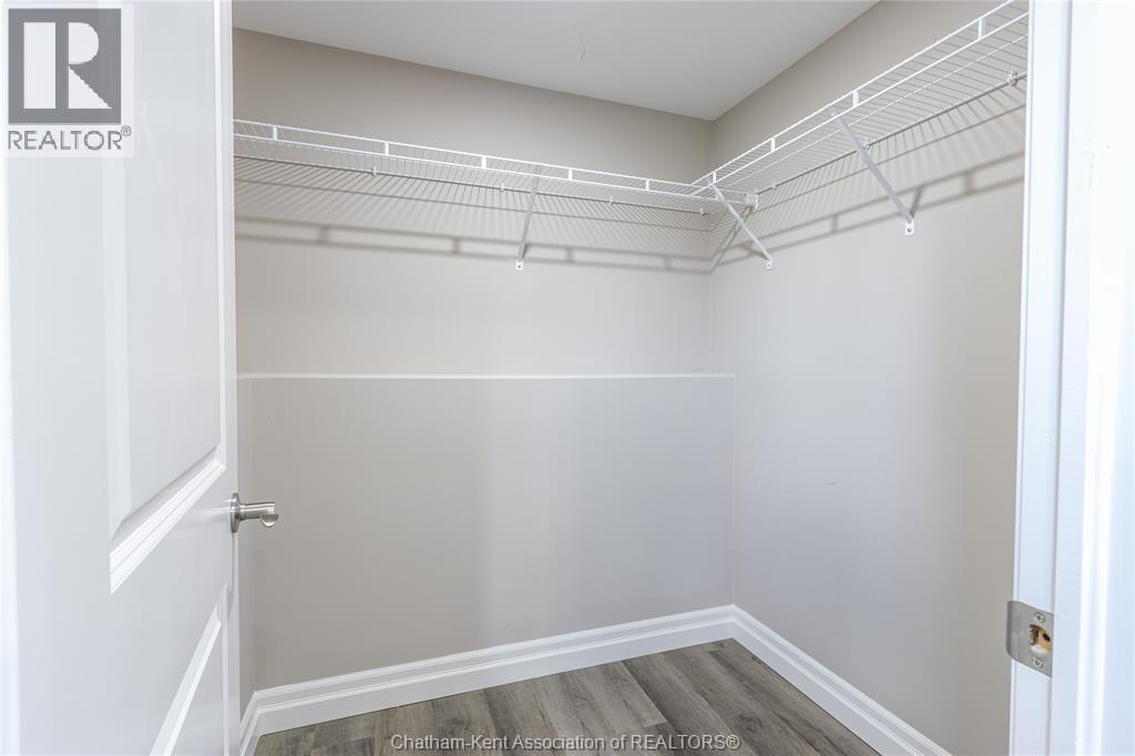 203 MOONSTONE CRESCENT - Image 27
