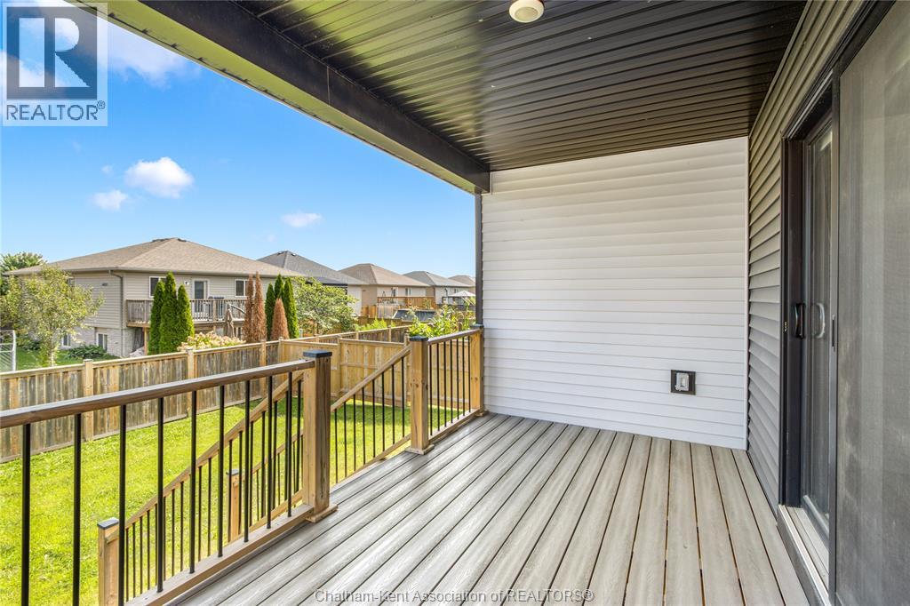 203 MOONSTONE CRESCENT - Image 36