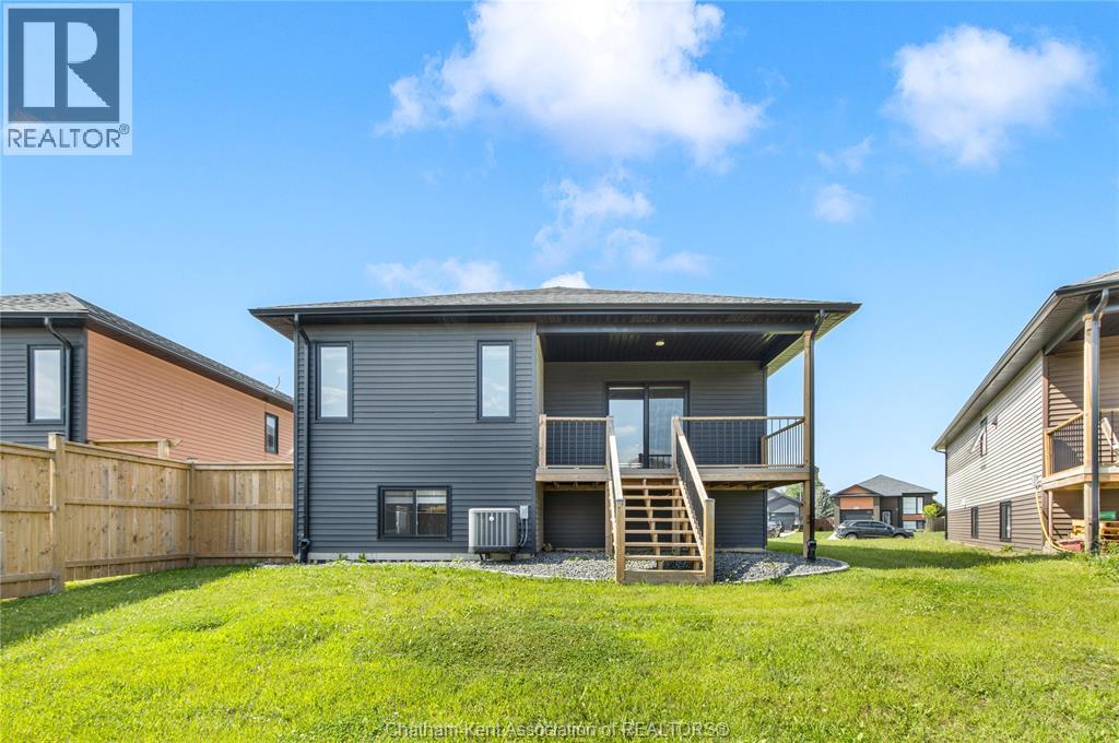 203 MOONSTONE CRESCENT - Image 40