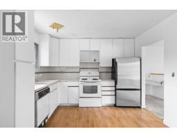 2877 Springfield Road, Kelowna, BC V1X4M5 Photo 12