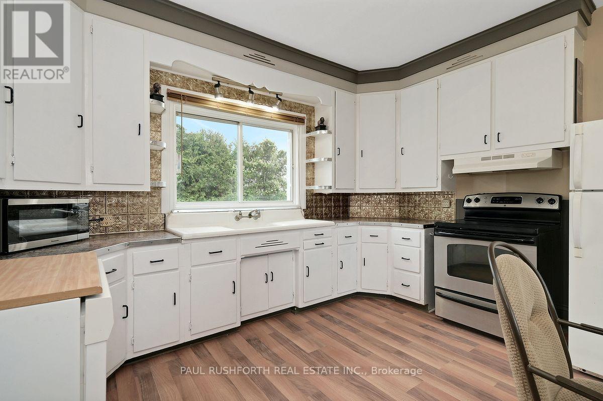 662 LACROIX ROAD - Image 11
