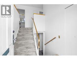Primary Bedroom - 2877 Springfield Road, Kelowna, BC V1X4M5 Photo 7