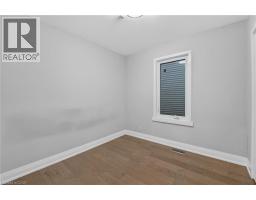 Living room/Dining room - 11 Craigmiller Avenue, Hamilton, ON L8L3H9 Photo 10
