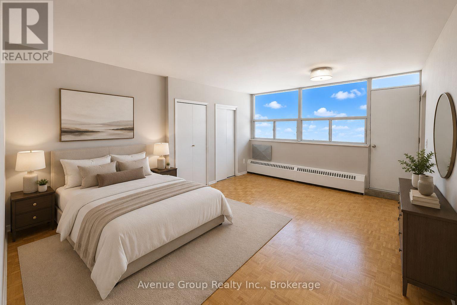 Photo of 120 Shelborne Avenue