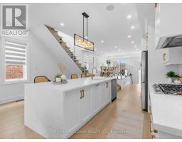 34 Roosevelt Road, Toronto, ON M4J4T6 Photo 16