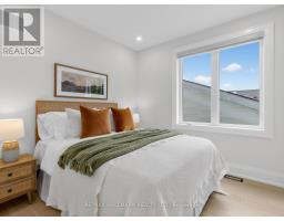34 Roosevelt Road, Toronto, ON M4J4T6 Photo 32