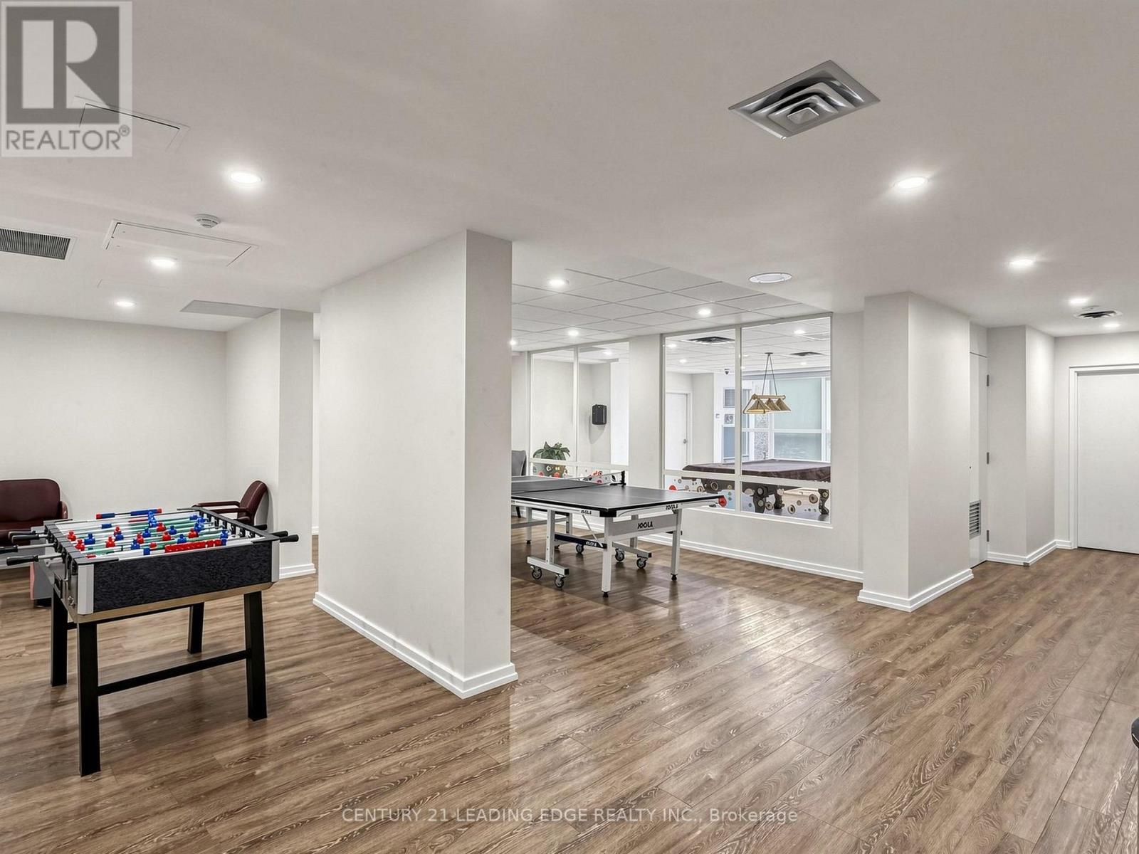 #204 3231 EGLINTON AVENUE E - Image 39