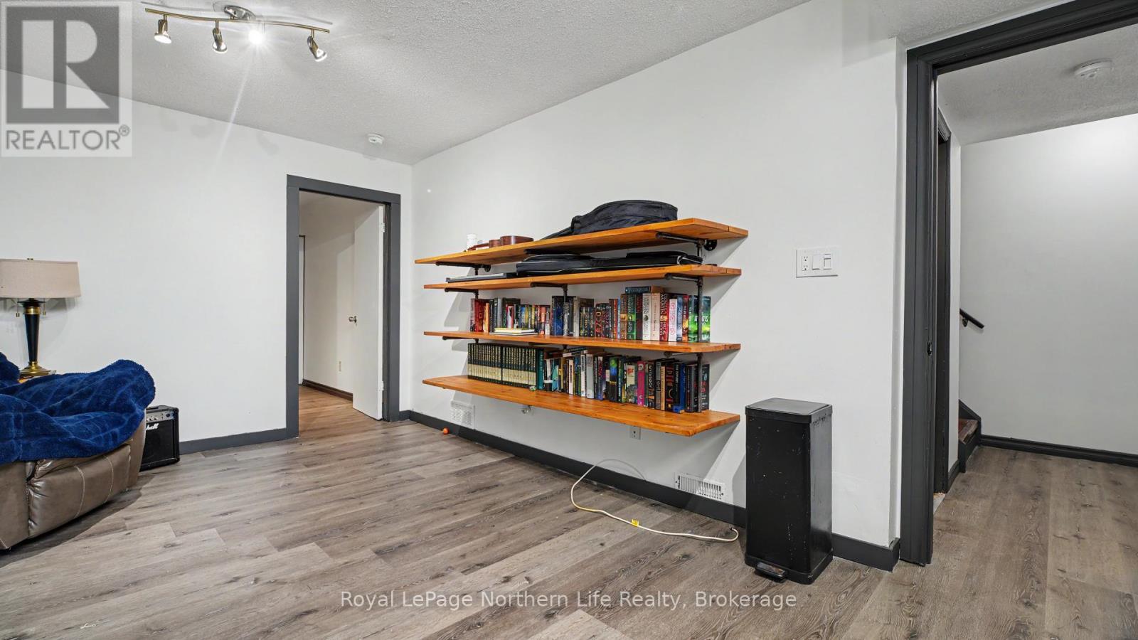 811 TACKABERRY DRIVE - Image 28