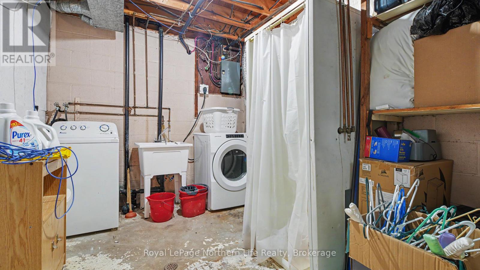 811 TACKABERRY DRIVE - Image 32