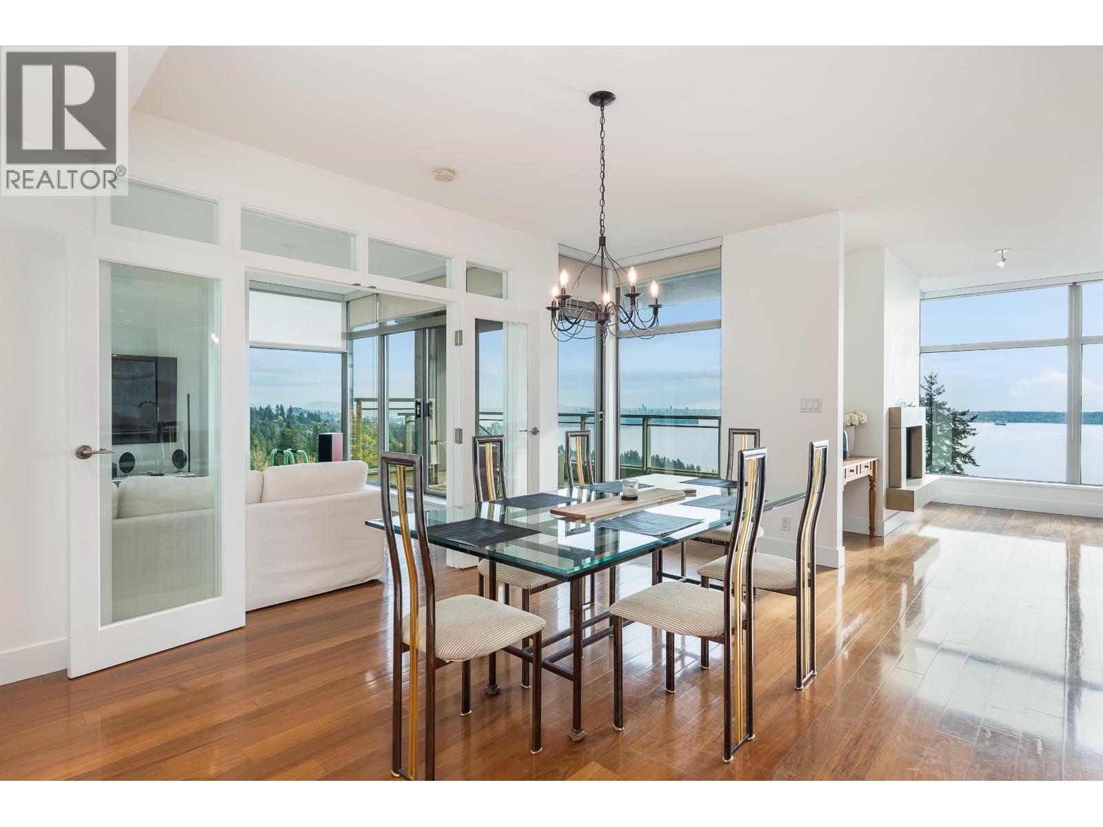 1101 3335 CYPRESS PLACE, West Vancouver