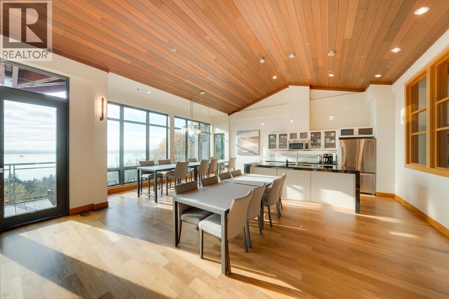 1101 3335 CYPRESS PLACE, West Vancouver