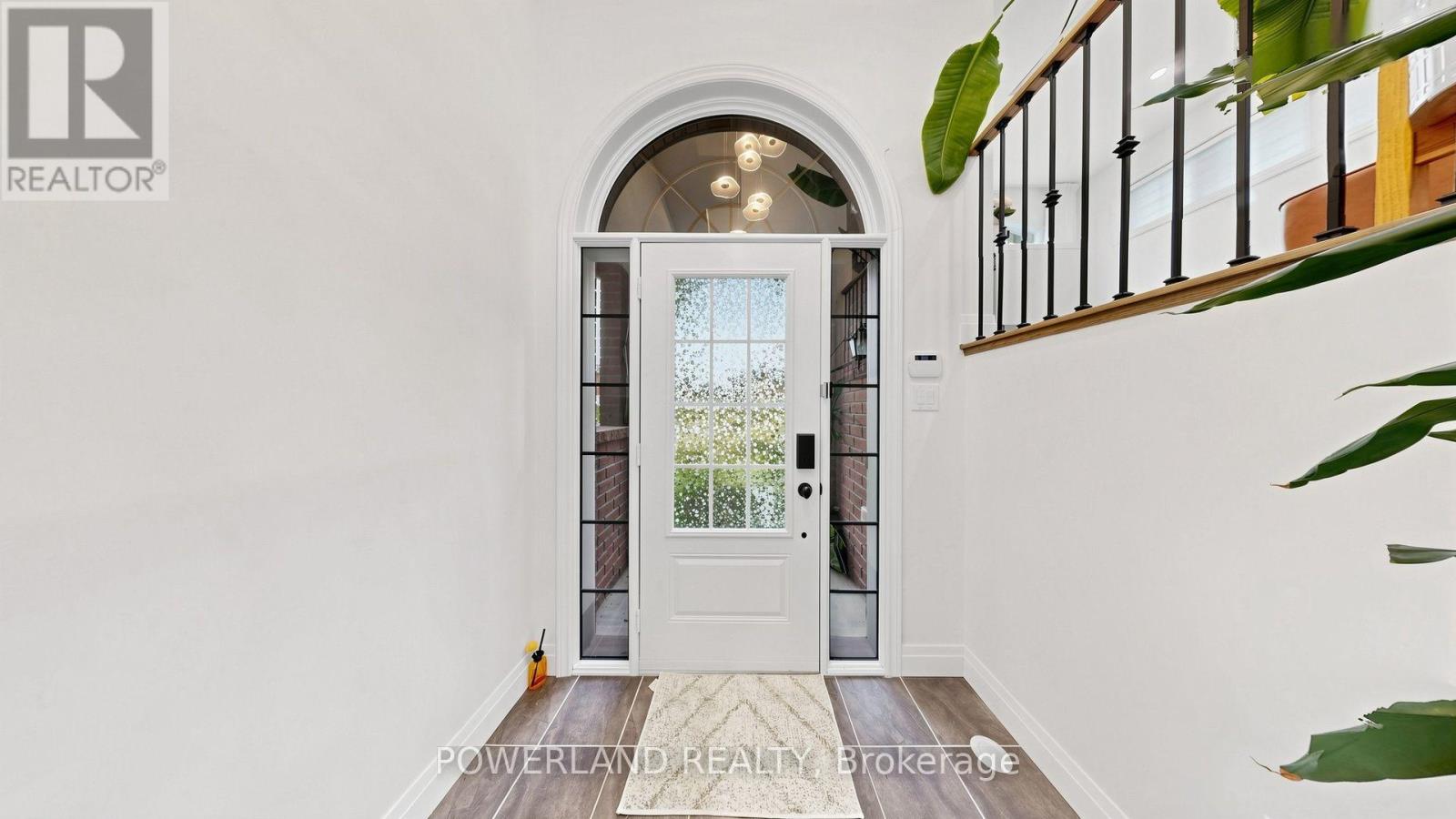 259 DUNDAS WAY - 11