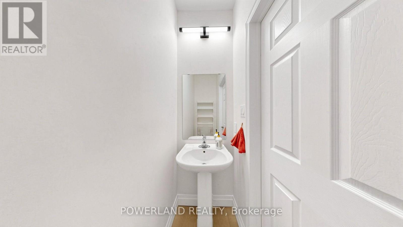 259 DUNDAS WAY - 12