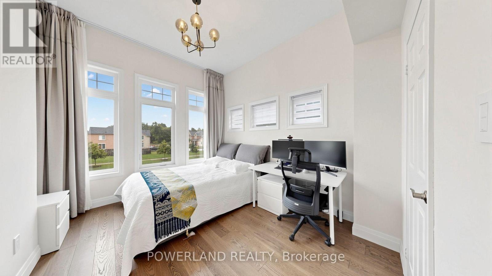 259 DUNDAS WAY - 20