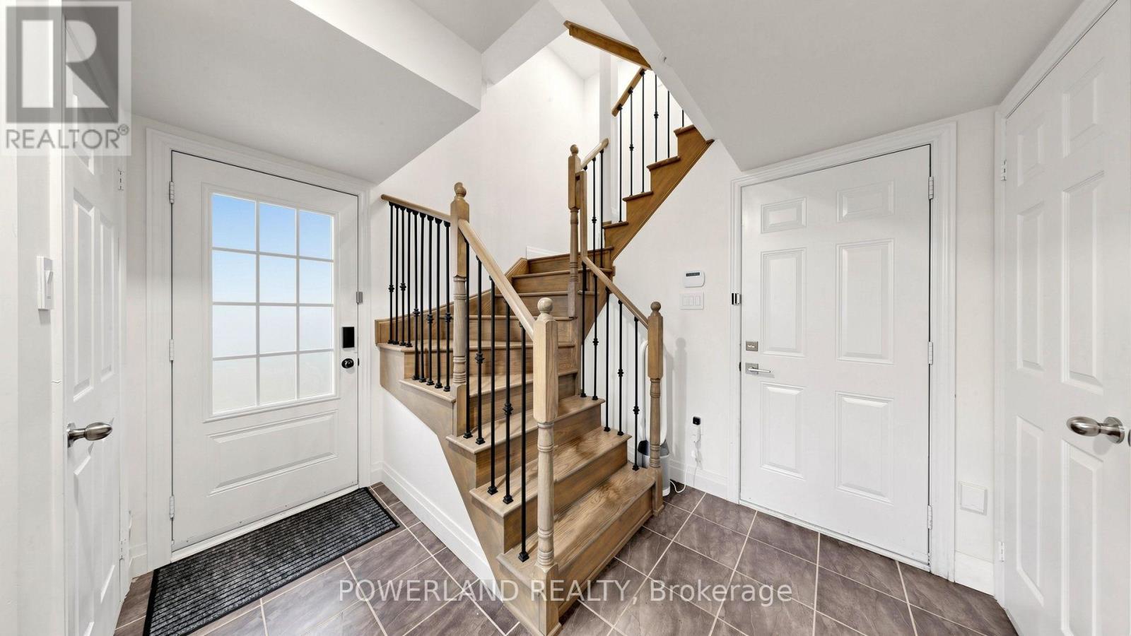 259 DUNDAS WAY - 25