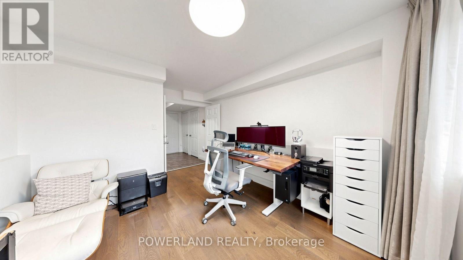 259 DUNDAS WAY - 26
