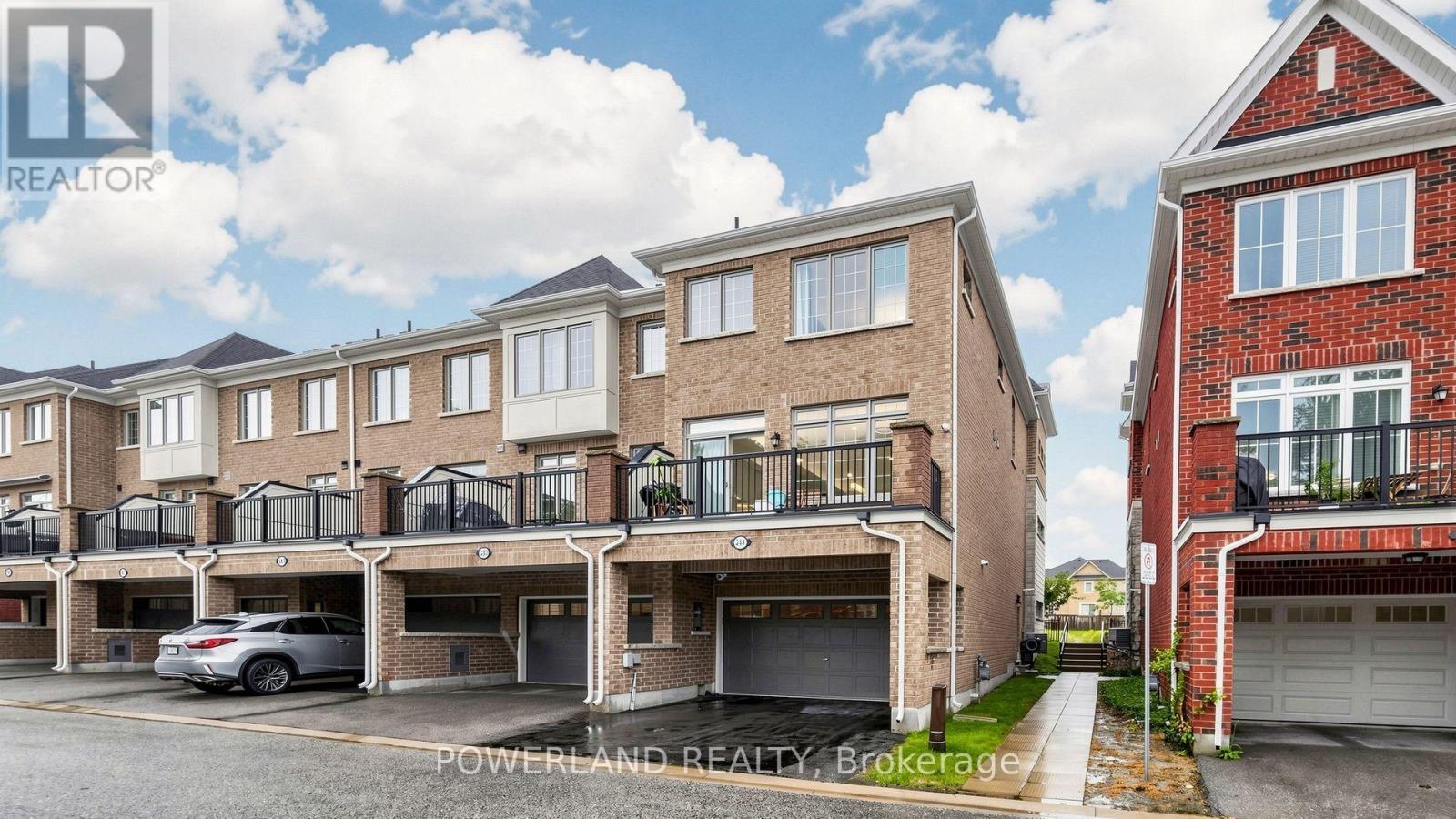 259 DUNDAS WAY - 29