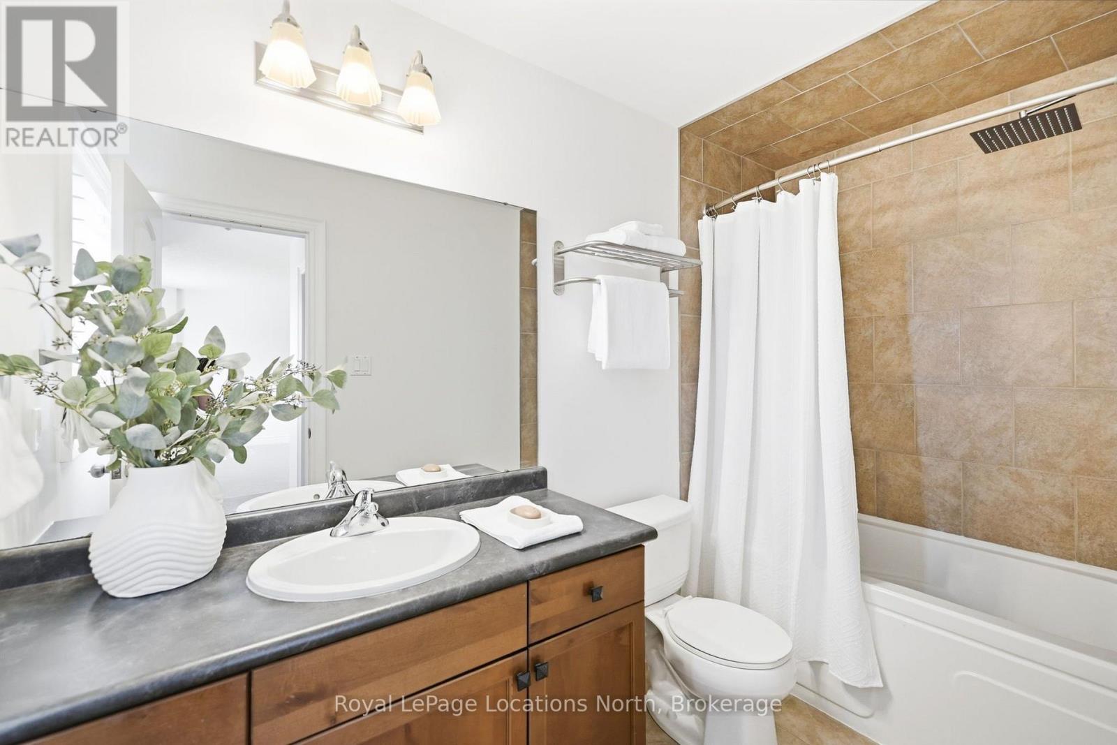 15 CLARK STREET - 21