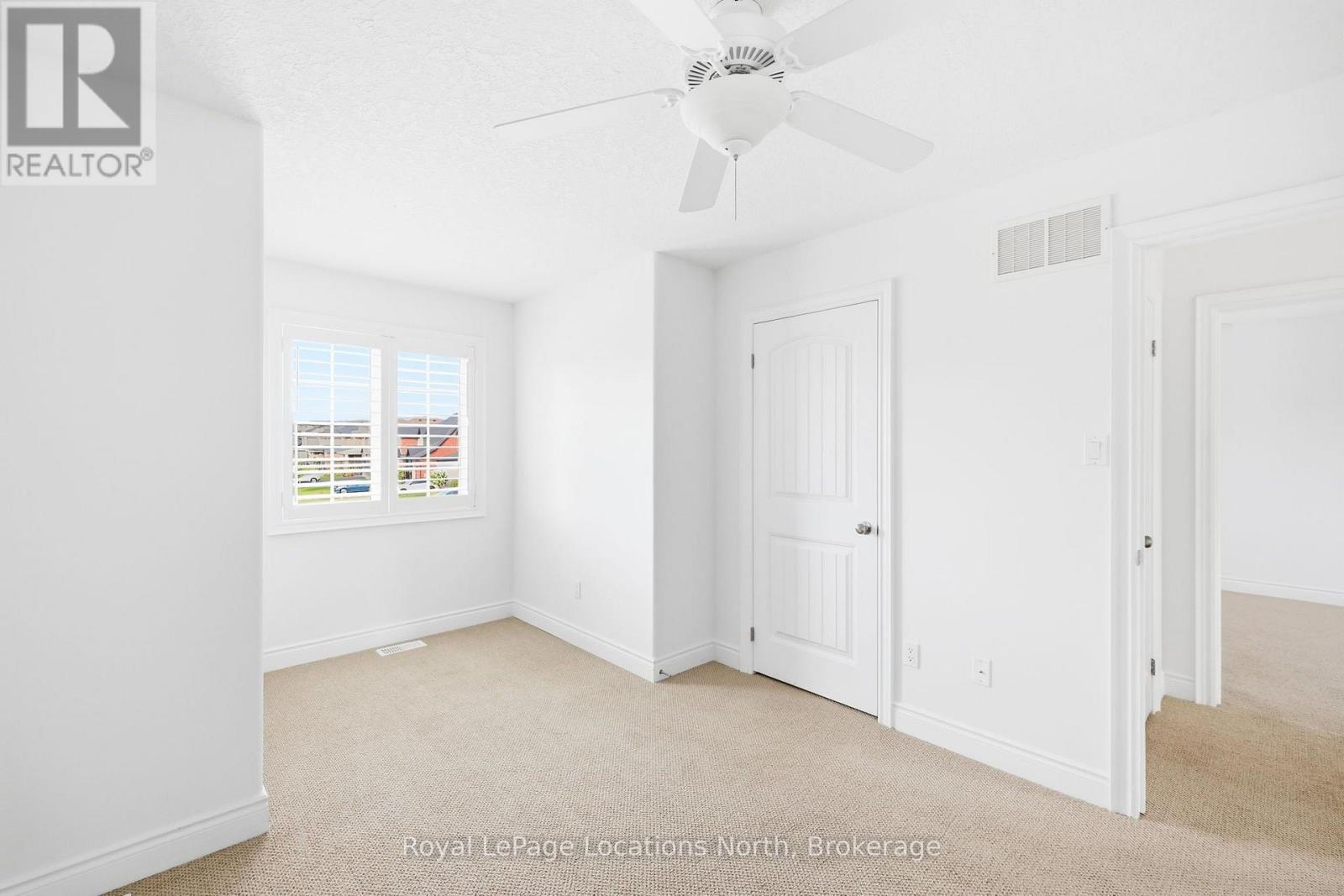 15 CLARK STREET - Image 23