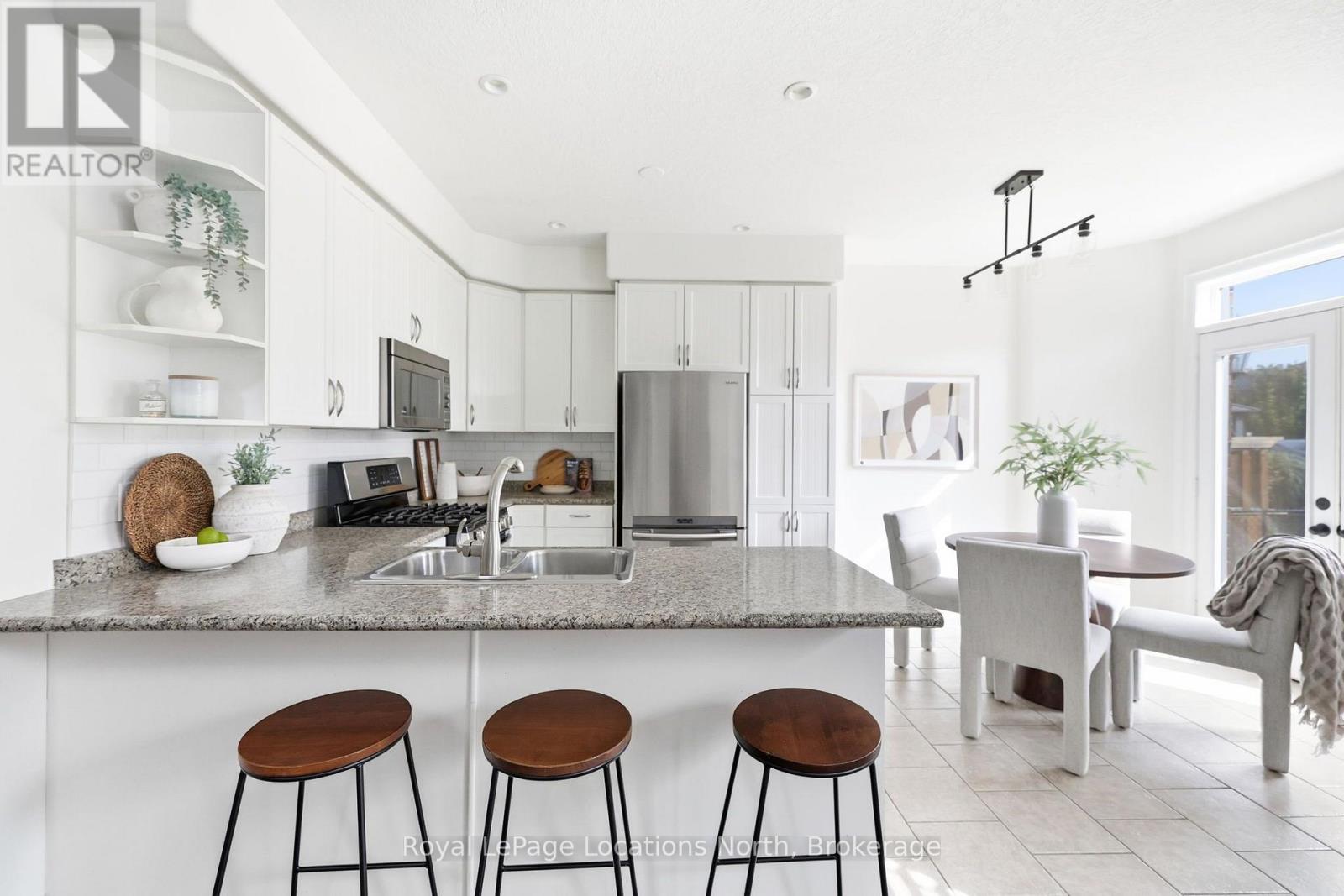 15 CLARK STREET - 8
