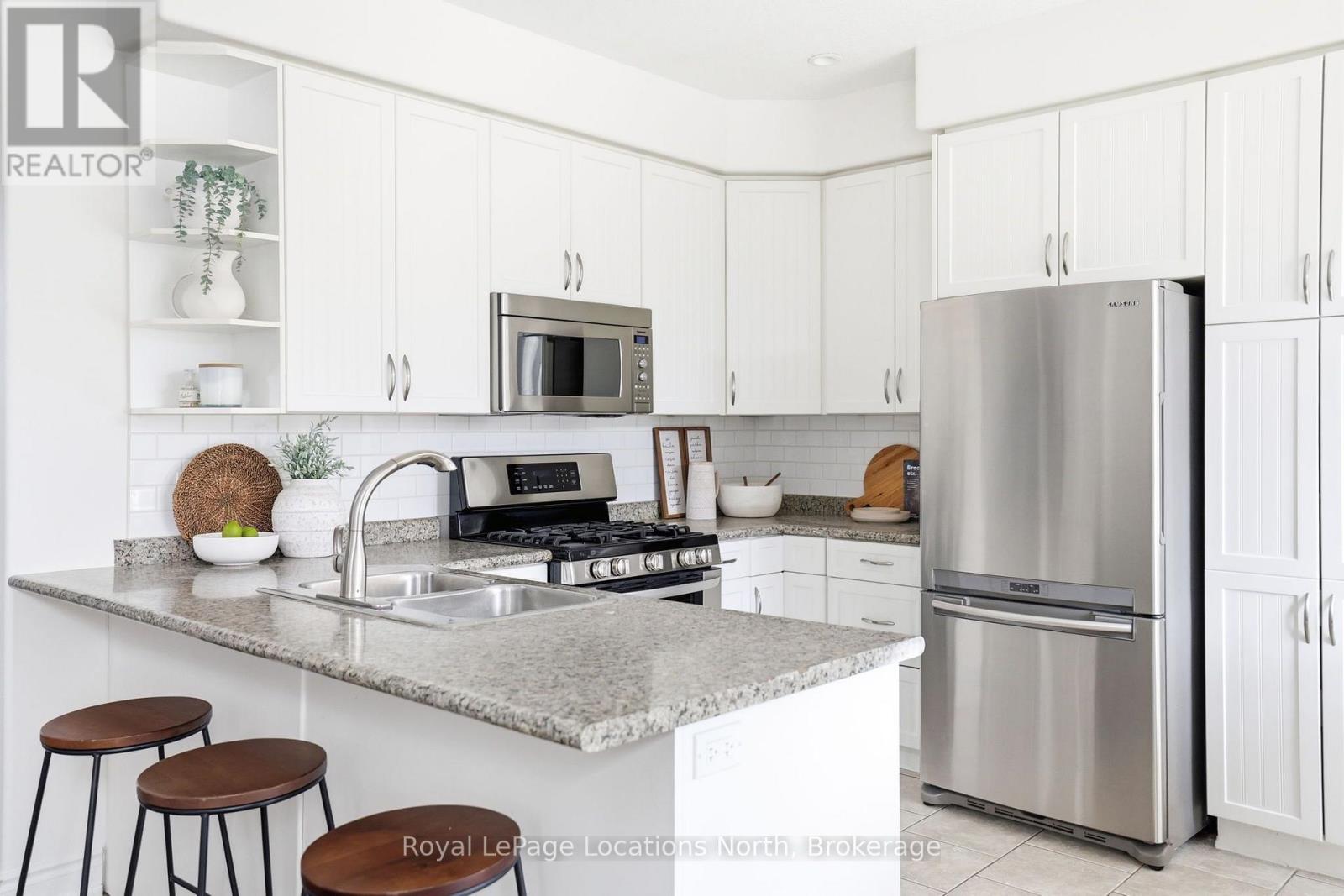 15 CLARK STREET - 9