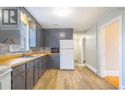 17 George Street, Sydney, NS B1P1H3 Photo 21