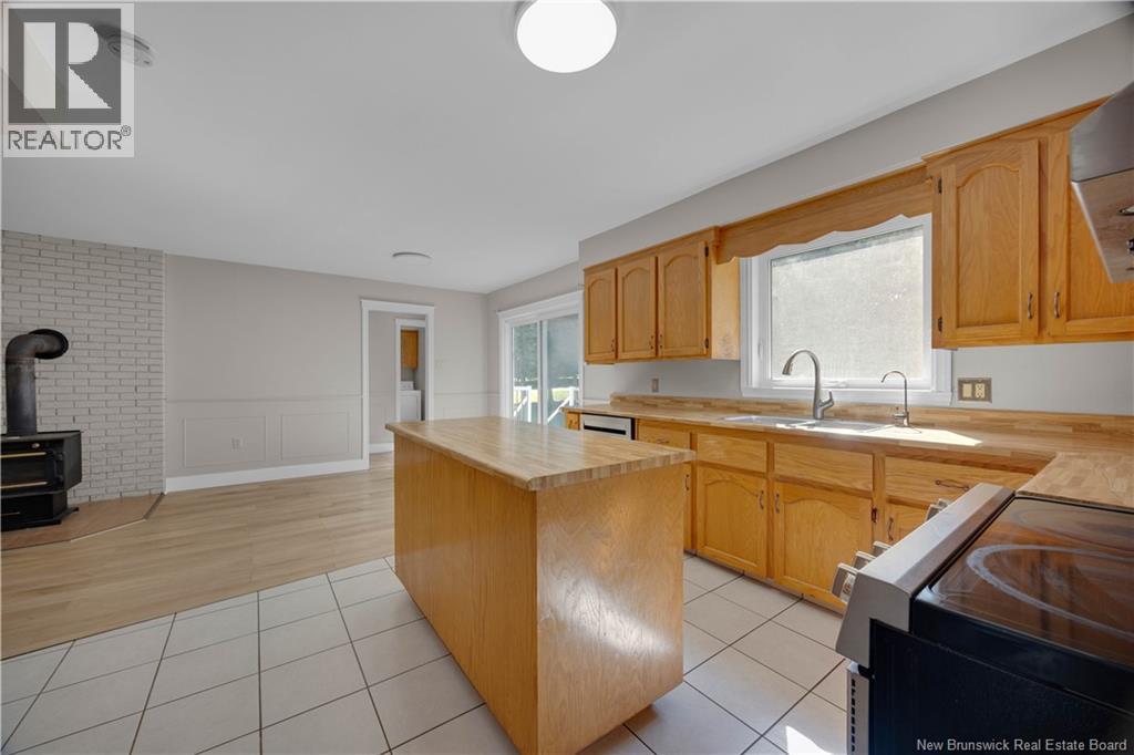 18 Delmar Crescent - 12