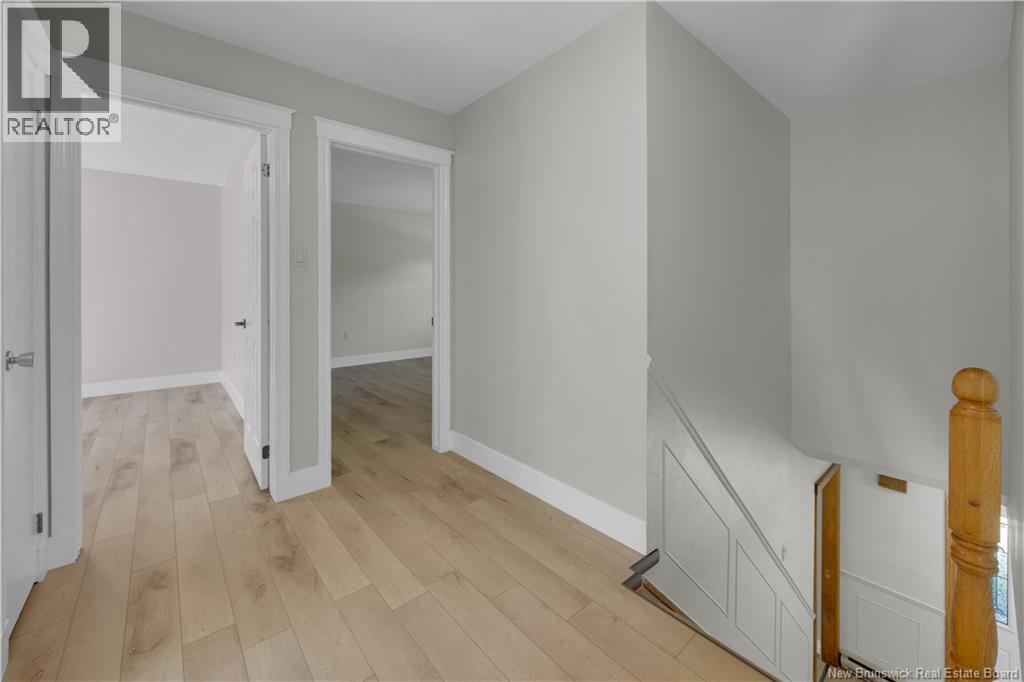 18 Delmar Crescent - 17