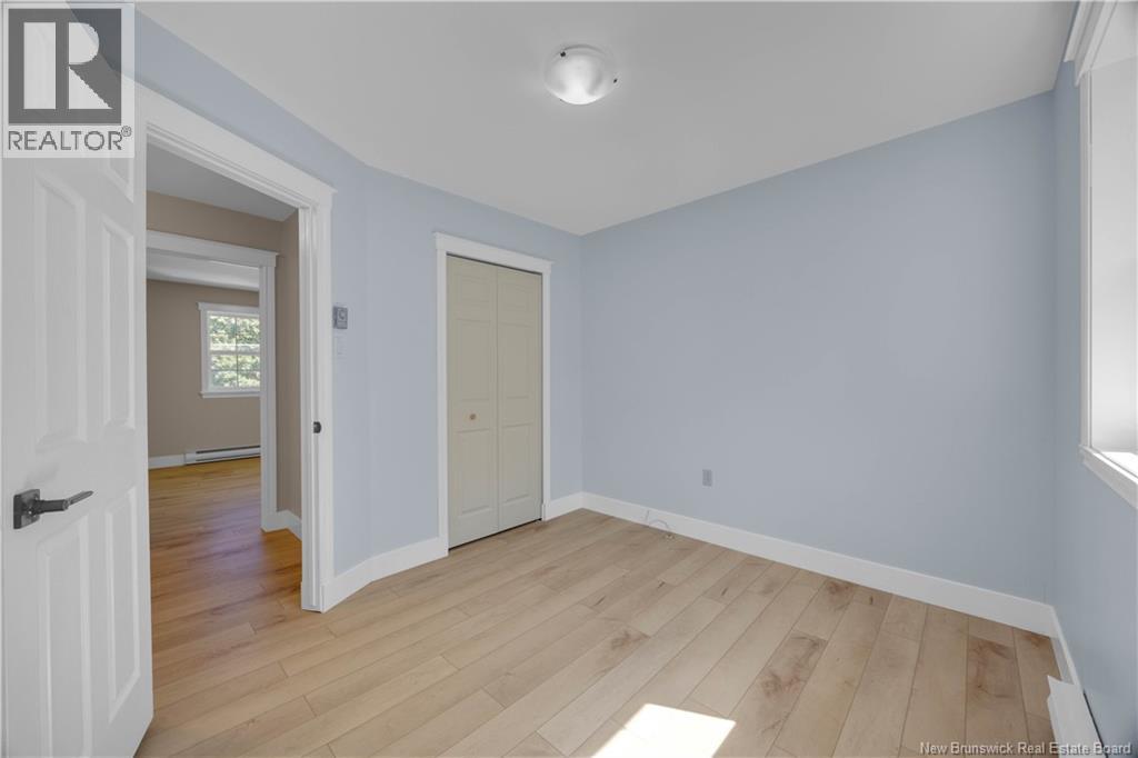 18 Delmar Crescent - 21