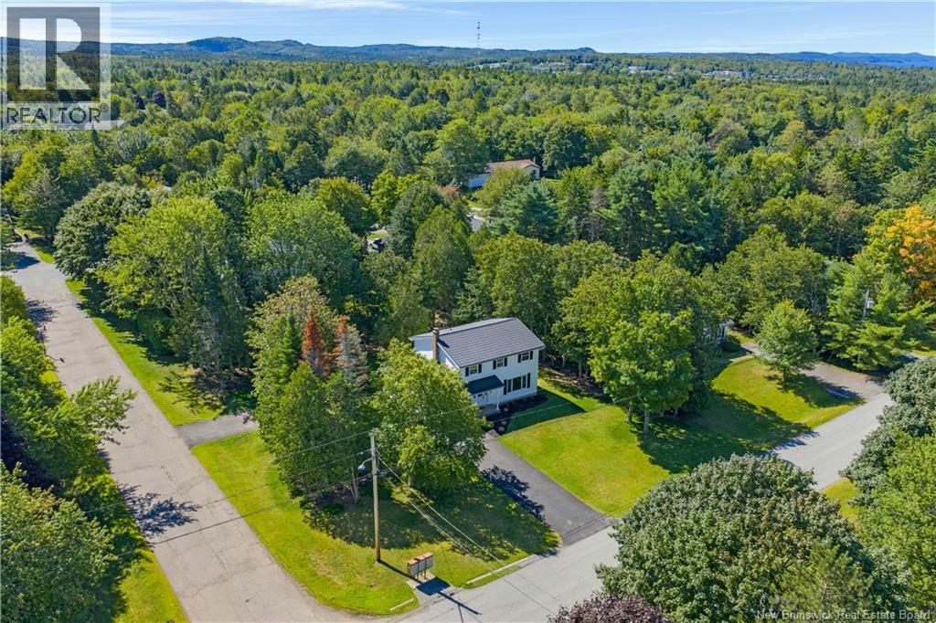 18 Delmar Crescent - 45