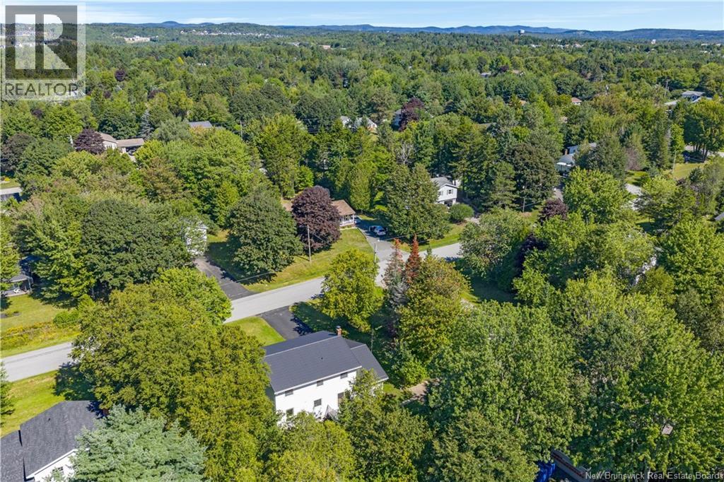 18 Delmar Crescent - 49