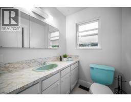 3580 Bargen Drive, Richmond, BC V6X2R5 Photo 16