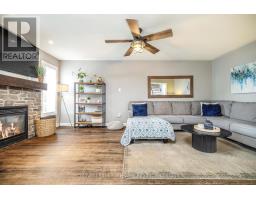 Family room - 28 Brown's Crescent, Halton Hills, ON L7J3A4 Photo 15